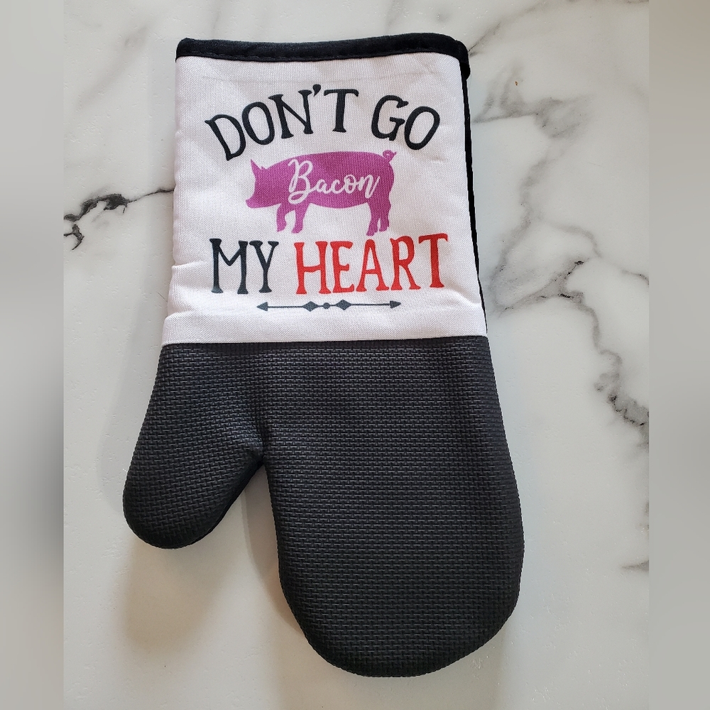 DON'T GO Bacon MY HEART Oven Mitt